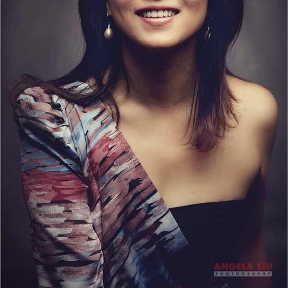 Silk single shoulder top - Picture 2 of 2